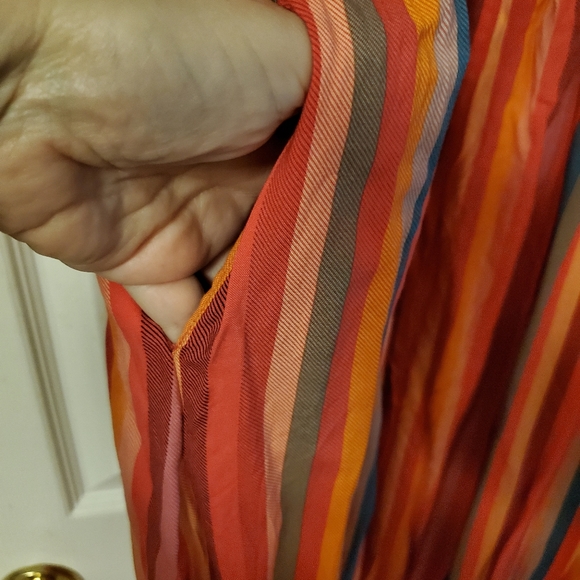 Gorgeous striped summer dress - Picture 3 of 4